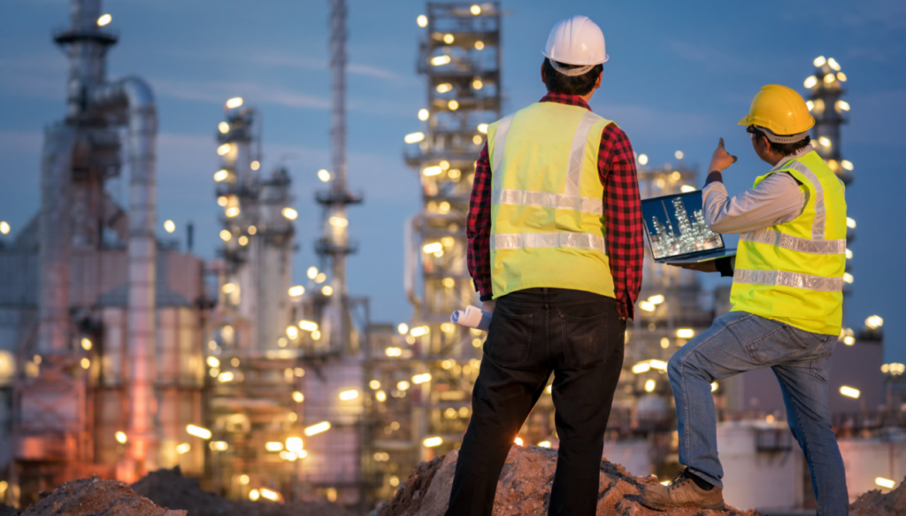 Refinery Industry Engineer Wearing Ppe Refinery Construction Site 1